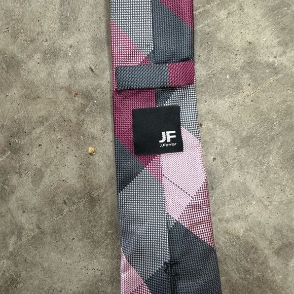 JF Pink, Purple and Gray Plaid Neck Tie - Picture 2 of 4